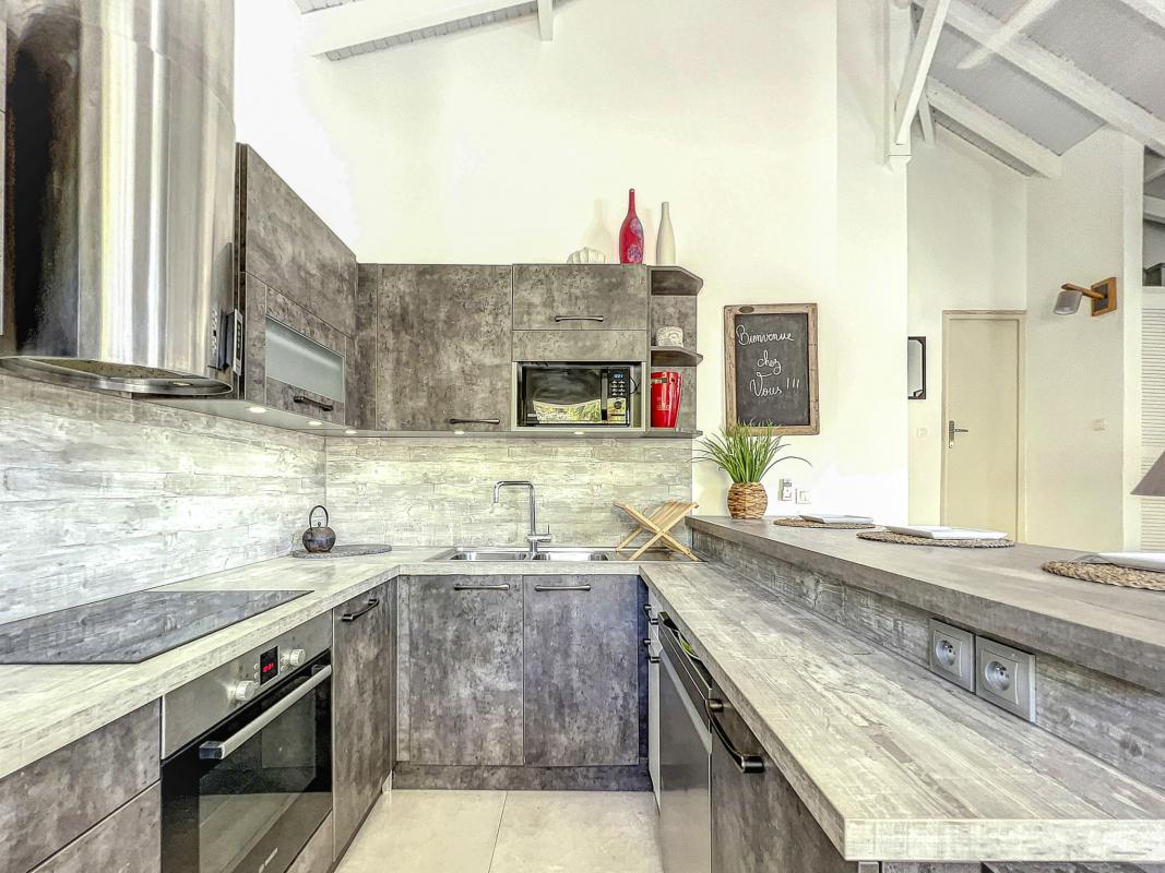 Villa 6 personnes à Baie Orientale-cuisine-19
